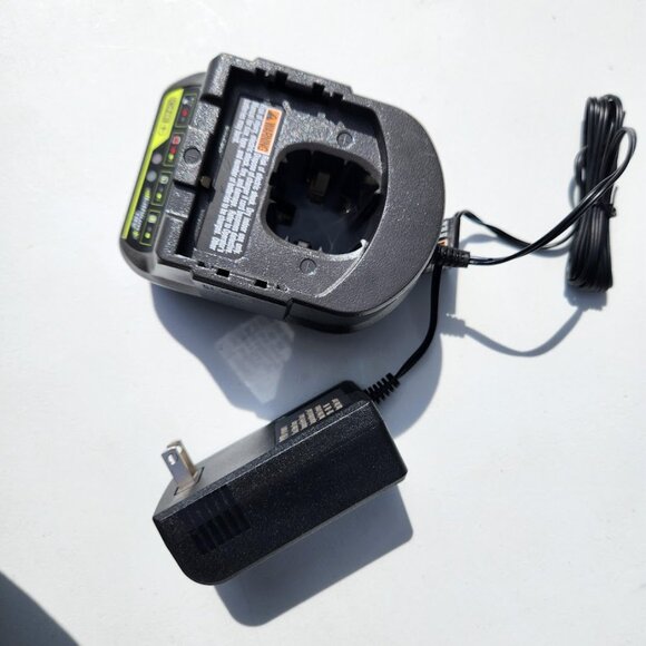 NEW Ryobi 18V Battery Charger Tools Tool This item is removed from retail packag - Picture 6 of 9